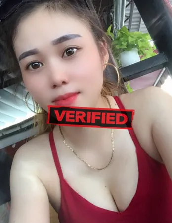 Vivian pornostarr Prostitute Dschang
